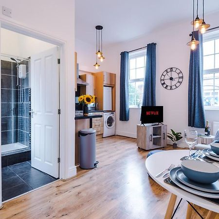Bright 1-Bed Apartment In Chester By 53 Degrees Property, Ideal For Professionals & Couples, Great Location - Sleeps 4 Εξωτερικό φωτογραφία