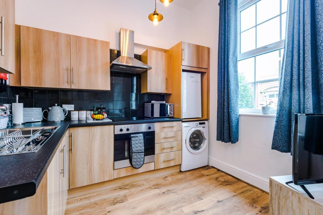 Bright 1-Bed Apartment In Chester By 53 Degrees Property, Ideal For Professionals & Couples, Great Location - Sleeps 4 Εξωτερικό φωτογραφία