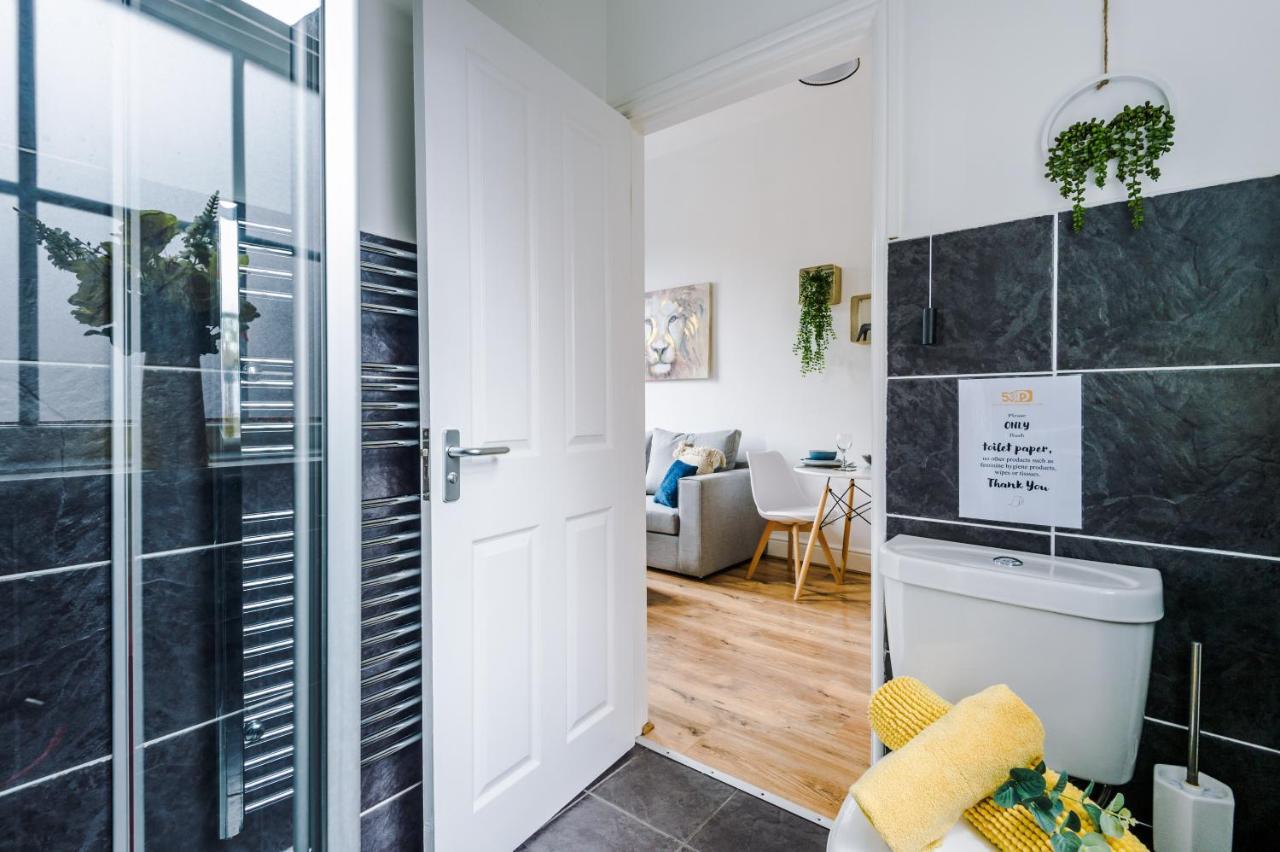 Bright 1-Bed Apartment In Chester By 53 Degrees Property, Ideal For Professionals & Couples, Great Location - Sleeps 4 Εξωτερικό φωτογραφία
